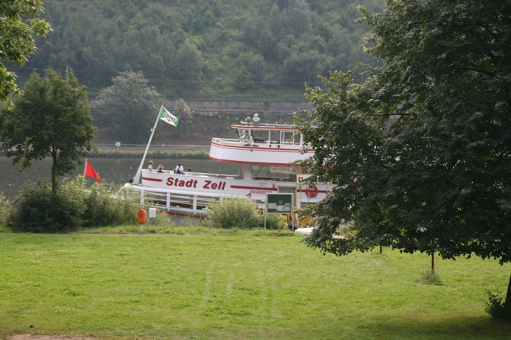 Ferienwohnung Jatta Sankt Aldegund Habitación foto